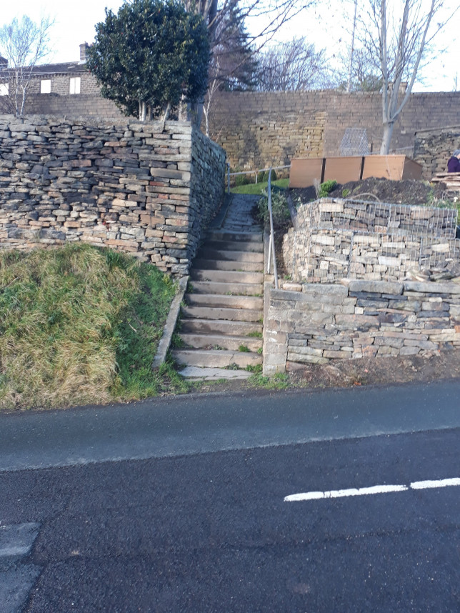 Steps from Near Bank ,with the Pinfold on the left as you go up